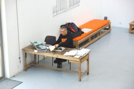 Conversation avec un cinéaste israélien imaginé: Avi Mograbi, avril 2012, 1/7