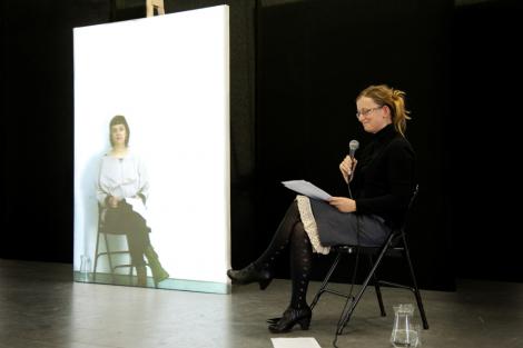 "Enfin ensemble en même temps", Bojana Kunst et Ivana Müller, 20 novembre 2011